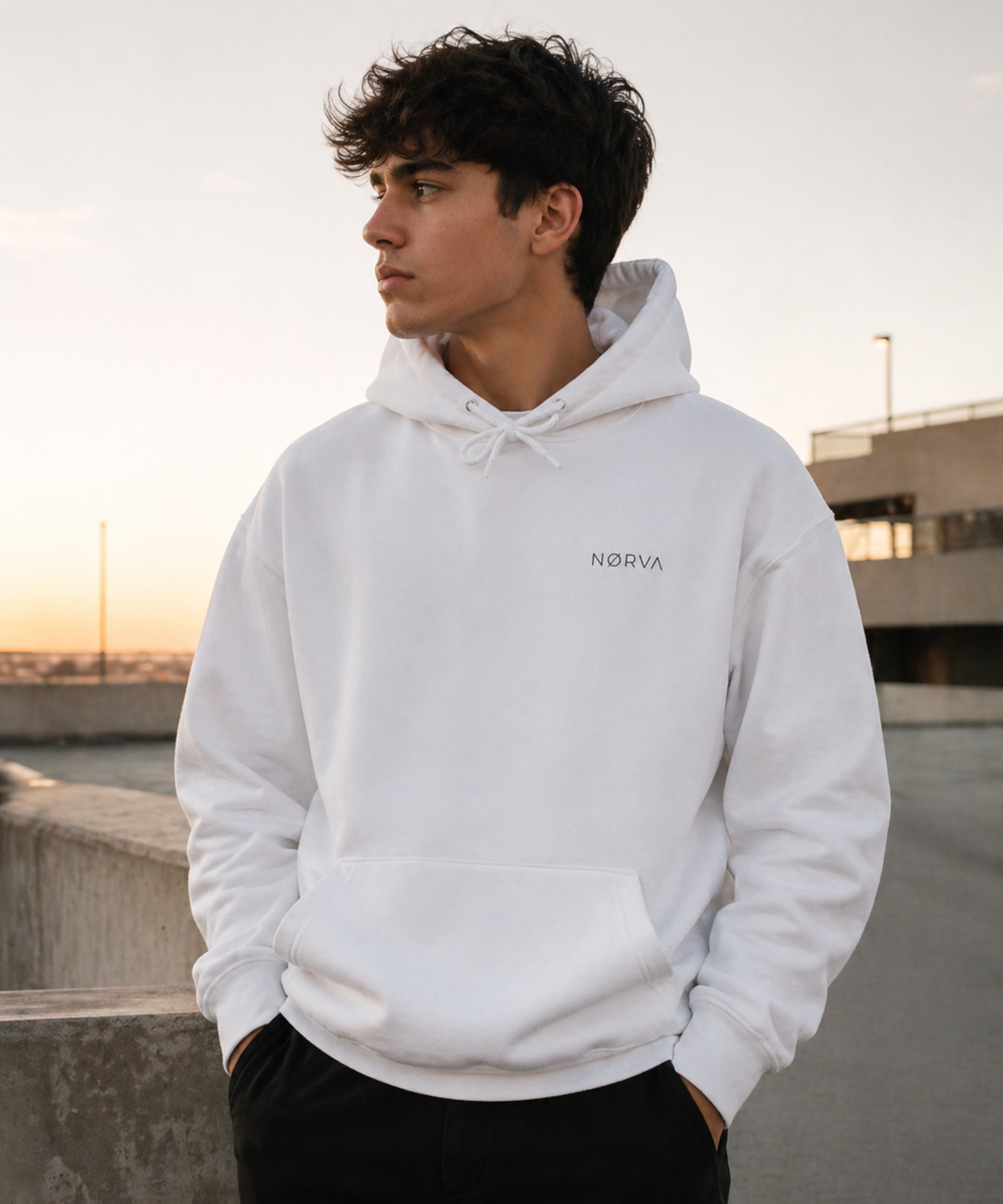 NØRVA Essential Hoodie – White